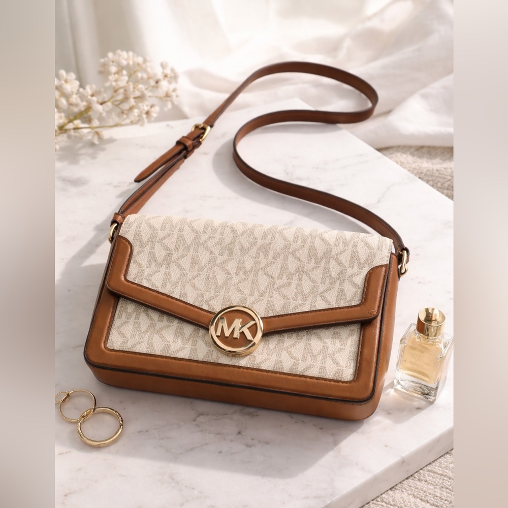 Michael Kors Jessie Medium Logo Shoulder Bag Quiet Luxury Purse